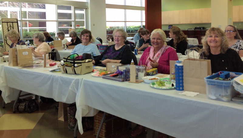 MiniCal's 2016 Shabby Chic Shelf Workshop