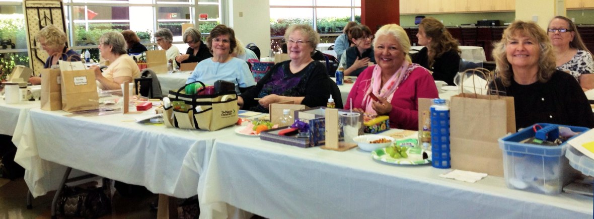 MiniCal's 2016 Shabby Chic Shelf Workshop