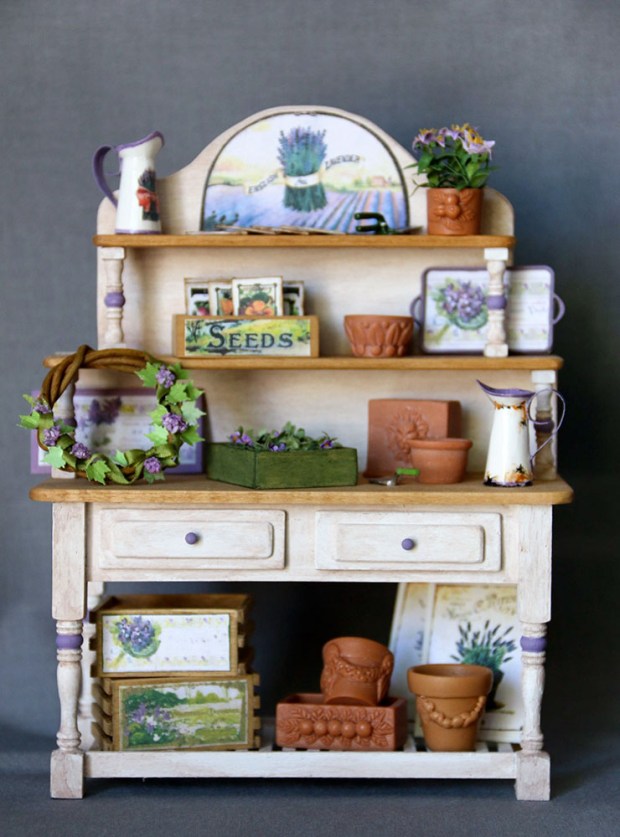 2016 Good Sam workshop: Garden Potting Shed with Carlene Brown and Veggie Maclean.