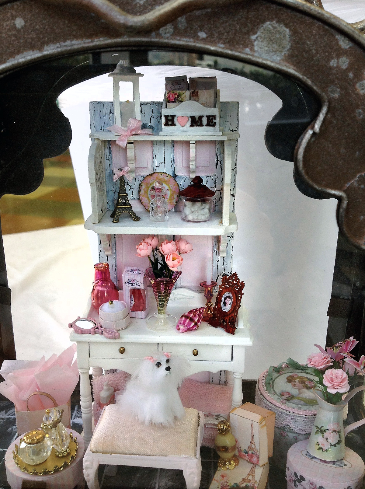 Shabby Chic Shelf Workshop in a Lantern by Juanita Landa